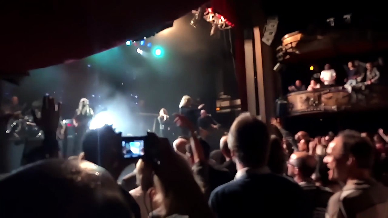 Kim Wilde - Enjoy The Silence (Le Trianon 2012)