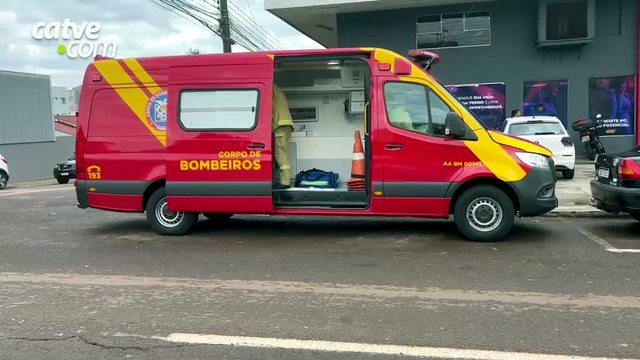 Motociclista fica ferido em colisão entre carro e moto no bairro Coqueiral