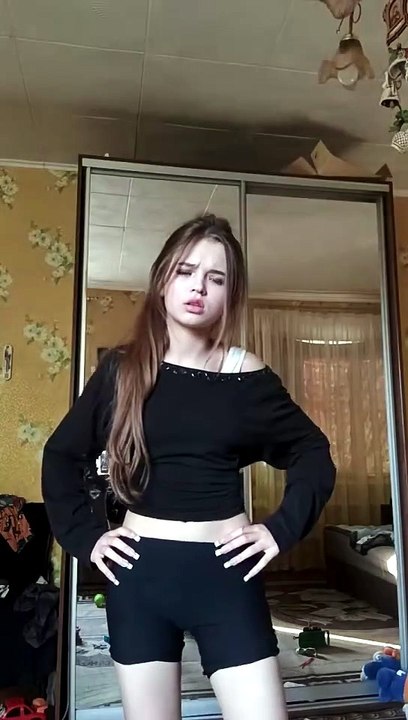 Amazing Dance Moves | Beautiful Girl Dancing