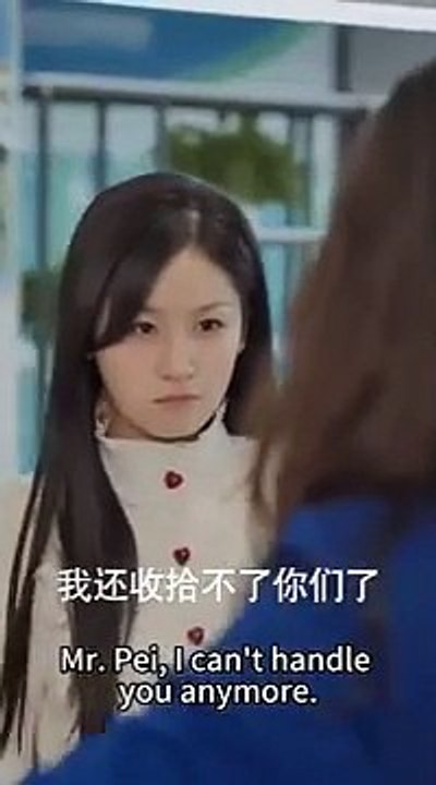 I became the CEO's dumb wife, but his whole family could hear my inner voice