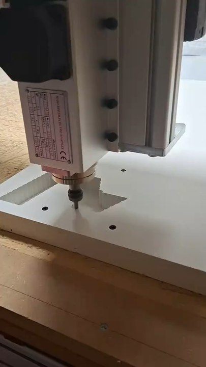 DÉCOUPE PVC
