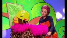 Hi-5 - Kellie and Chats ride a bike (2001)/The Wiggles - Rolling Down the Sandhills/Running Up the Sandhills (2002)
