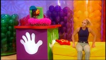 Hi-5 - Kellie finds a laughing pillow and talks (2001/02)/The Wiggles - Zing Zang Wing Wang Wong (2002)