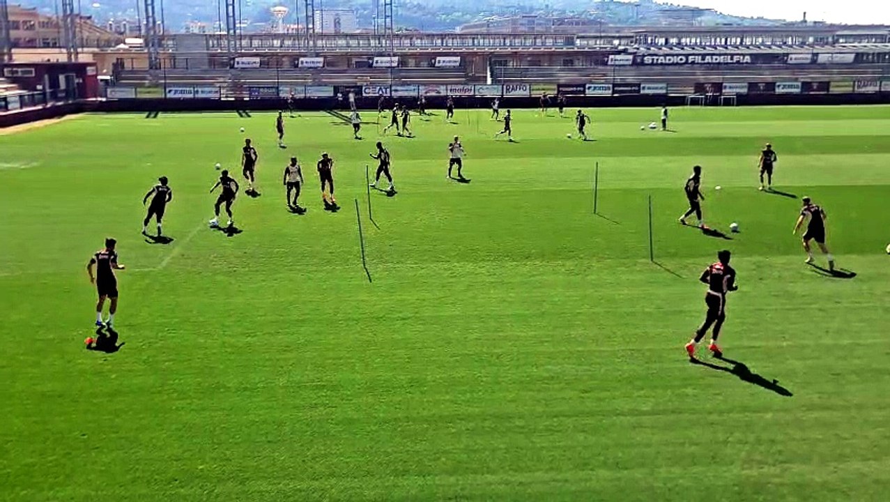 L'allenamento a porte aperte al Filadelfia: squadra in campo (VIDEO)