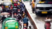 मुंबई बारिश तबाही || आचार्य प्रशांत