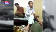 बंद कमरे में नशा और प्रेम संबंध पर 2 युवतियों में जमकर मारपीट, हिमाचल में तेजी से वायरल वीडियो का क्या है सच सोलन का वायरल वीडियो चर्चा में, दो युवतियों की मारपीट का दृश्य सामने आया   Solan से जुड़े एक वायरल वीडियो में कमरे के भीतर दो युवतियां आपस में मार