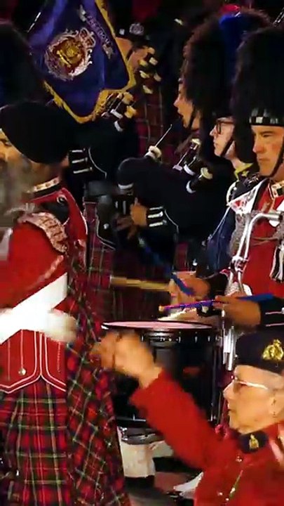 There is no better music in this world except Bagpipe 🎶 💙🤍 #baseltattoo #Switzerland #international