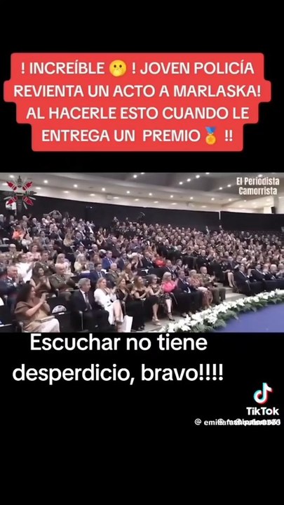 Se lo tirara todo a la espalda