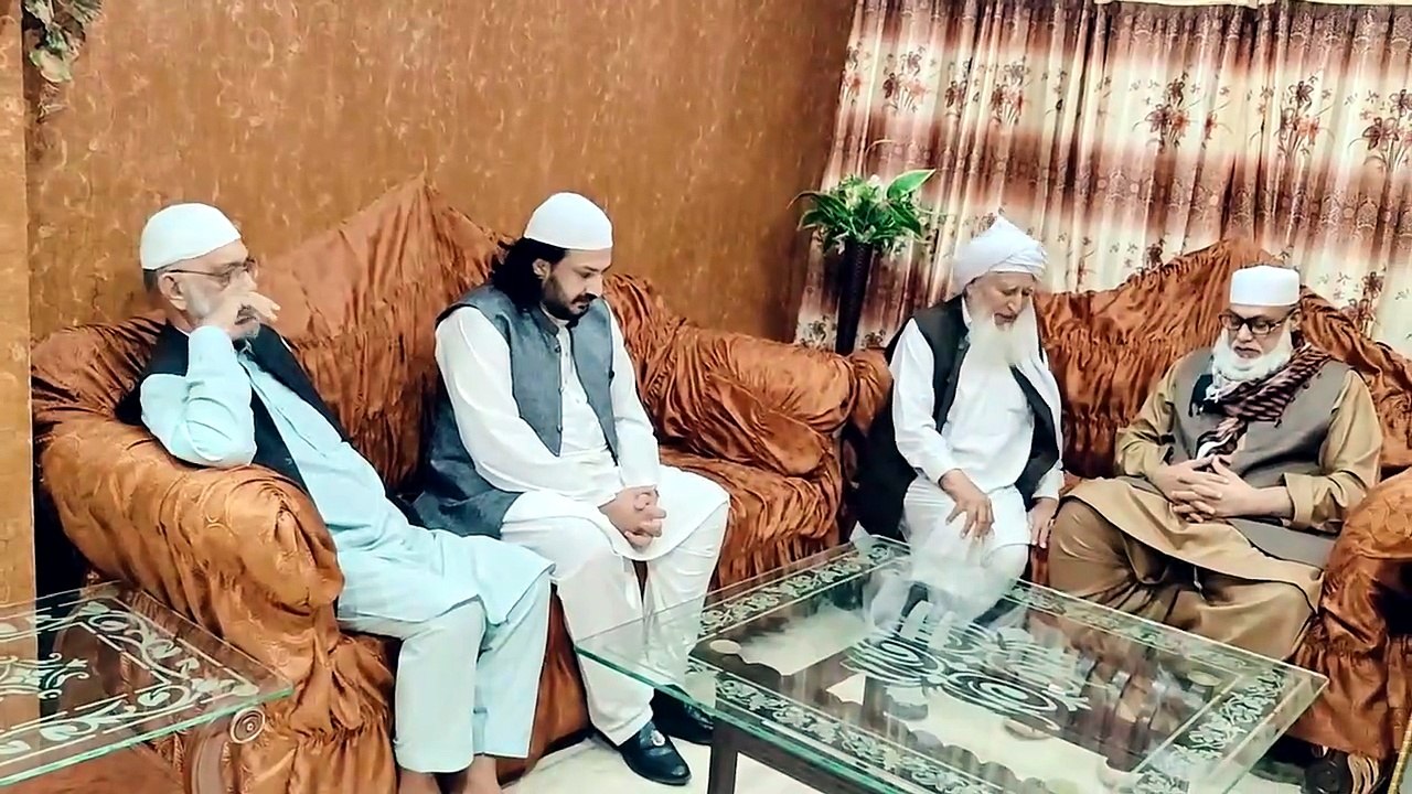 یک زمانہ صحبت با اولیاء بہتر از صد سالہ طاعت بے ریا