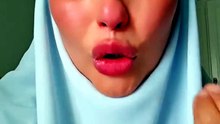 خولة سليماني تبكي و تخرج عن صمتها بسبب ما بحدث في تونس
