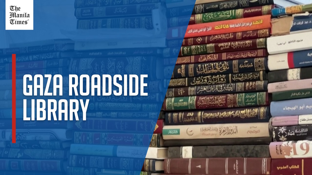 Gaza bookseller rebuilds roadside library from rubble