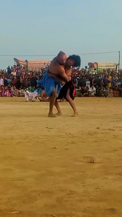Dangerous Kushti Move! 😱 | Epic Desi Wrestling Dangal