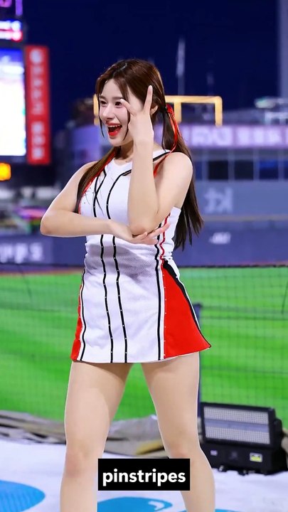 Lee Ye-bin Stunning Performance & Visuals + Cheerleader EP 145