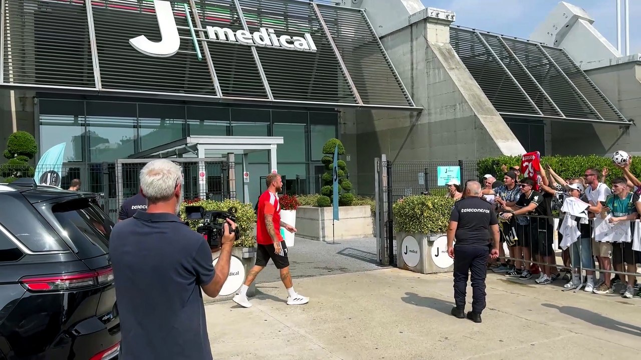 Di Gregorio, Boga e Cabal arrivati per l'inizio della preparazione della Juventus