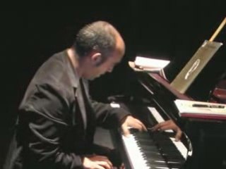 Samuel BORE en répétition au Jardin propice