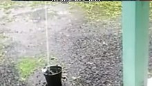 ela só queria PARAR a água #react