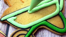 Garden Lover Cookie Decorating 🌿 #cookiedecorating #satisfying #royalicing #icingcookies