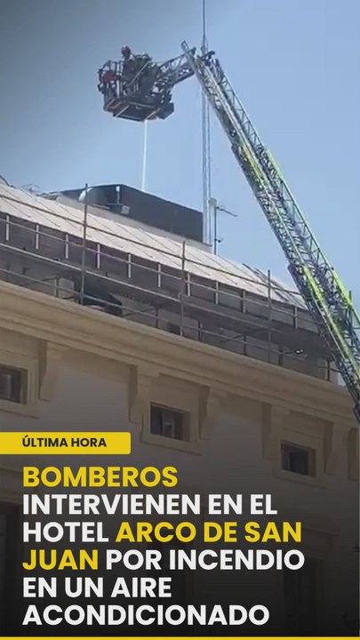Incendio en el Arco de San Juan de Murcia