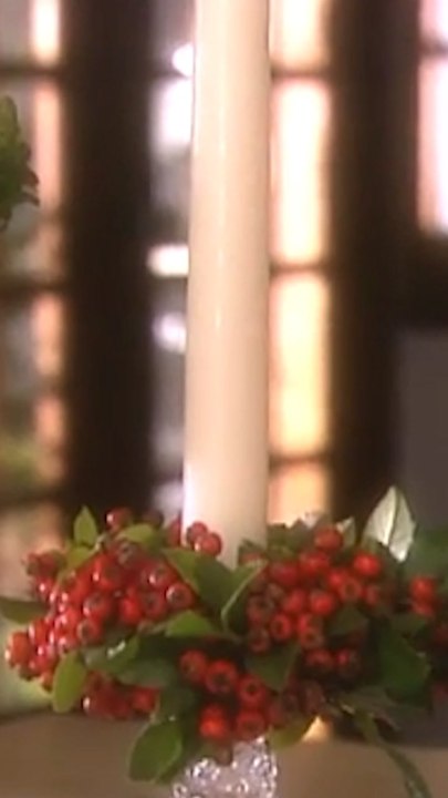 Decorating Christmas Candles with Martha Stewart