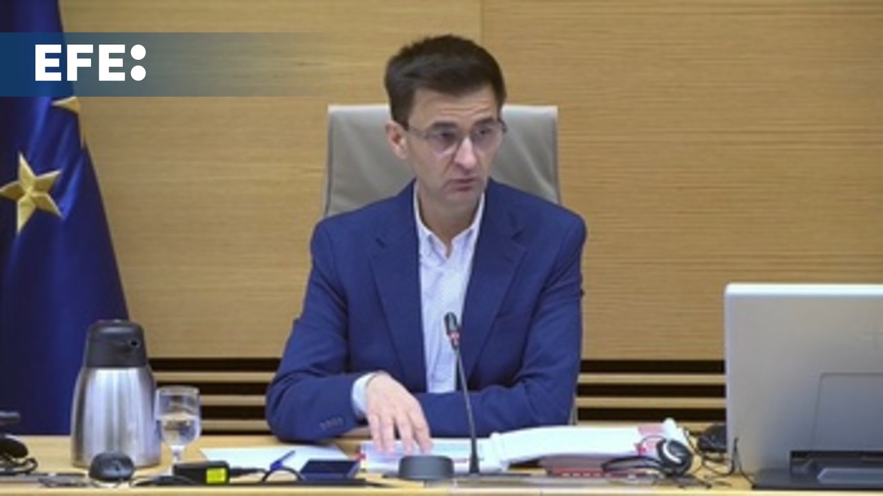 El presidente de RTVE pide disculpas en el Congreso por lo ocurrido en 'Malas lenguas