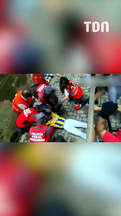 Un participant violemment percuté par un taureau lors d'un lâcher en Navarre