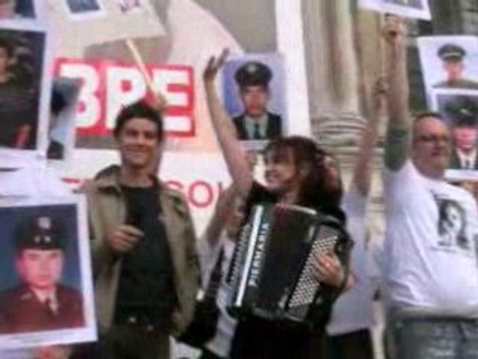Manif. joyeuse après la libération d'I. Bétancourt Paris