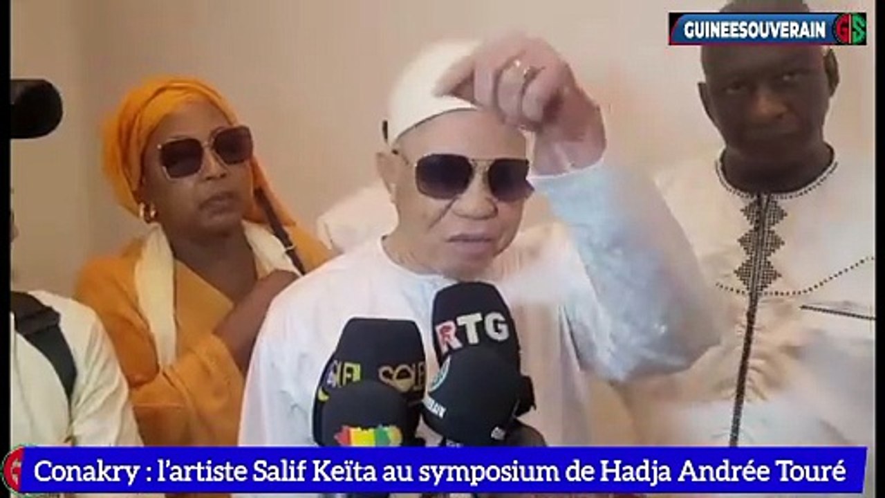 L’artiste malien Salif Keïta au symposium de Hadja Andrée Touré