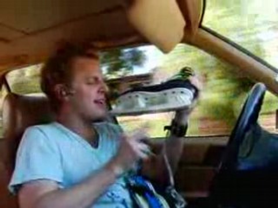 Tout ce qui ne faut pas faire au volant