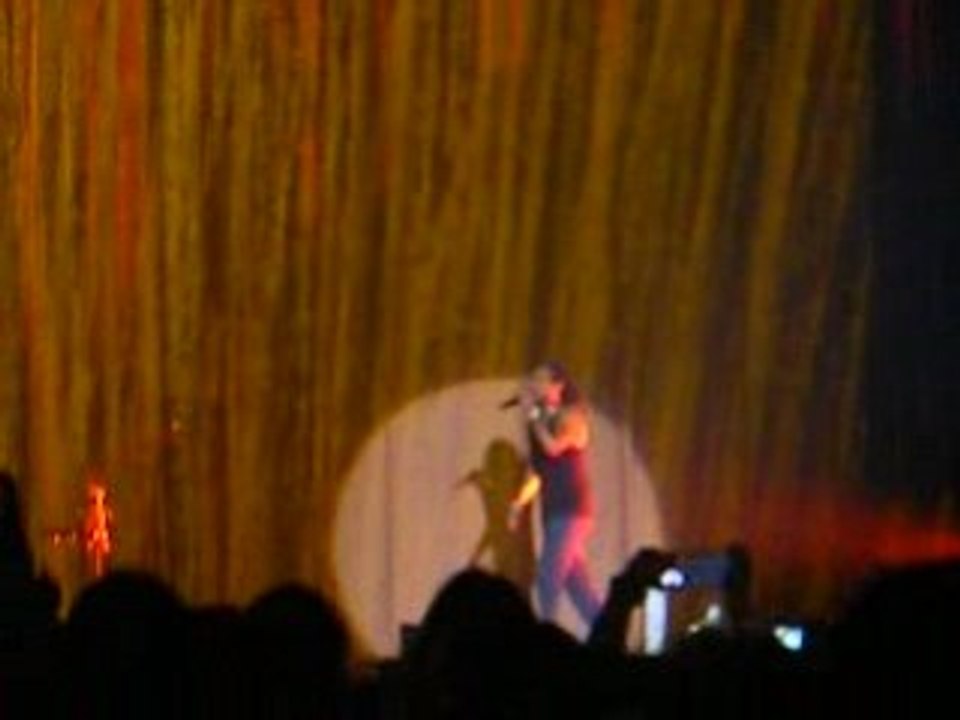 william baldé en premiere partie de christophe mae