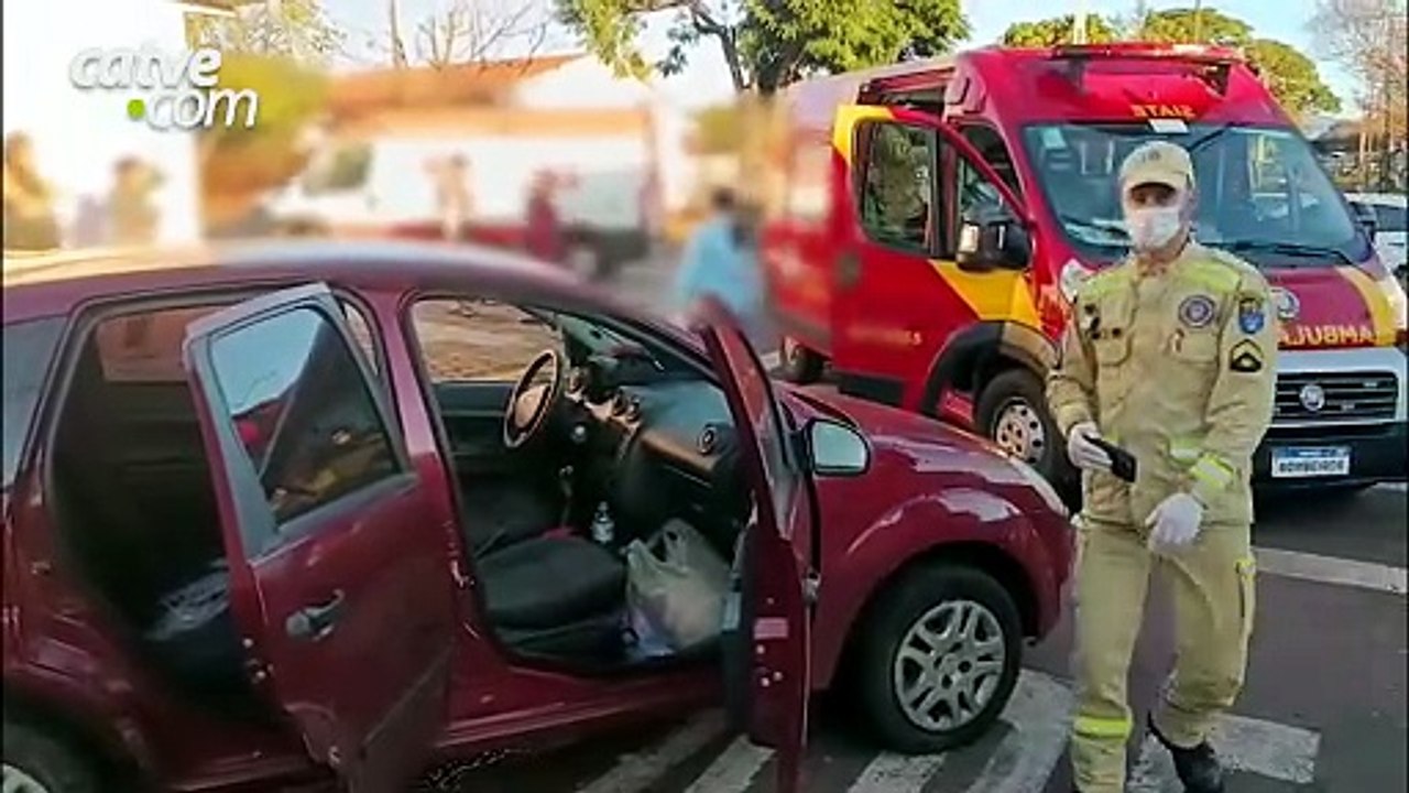 Batida seguida de tombamento deixa três mulheres feridas em Toledo