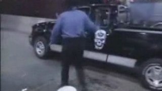 Rikishi Trashes Stone Cold's Truck 19/10/00