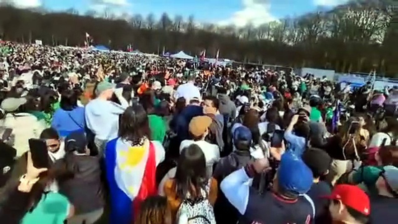 Global Support for Duterte: Thousands of Filipinos Rally in The Hague [Full Movie]