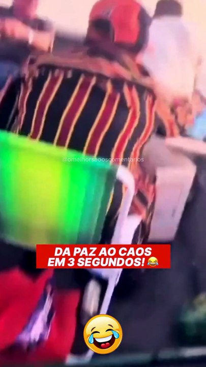 Da pescaria tranquila ao caos em um minuto. 🎣🎣🎣🎣🛶🛶🛶🛶🍻🍻🍻🍻🤣🤣🤣🤣