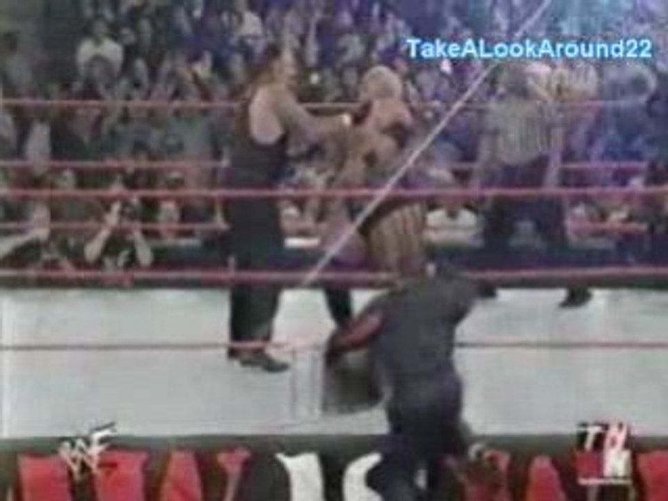 Kurt Angle Interferes In Undertaker vs Rikishi 4/12/00