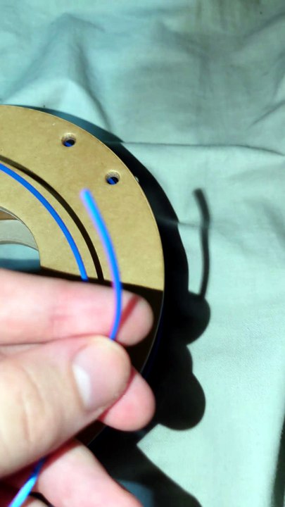 a close look at dual-colour filament