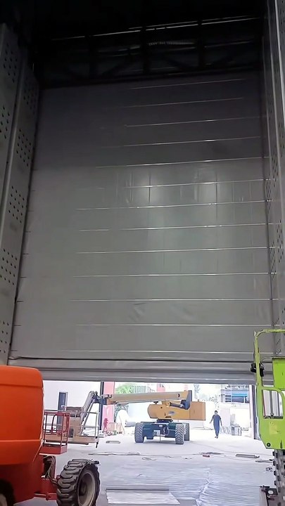 How to ensure long-term durability and high cycle life of industrial fast doors?