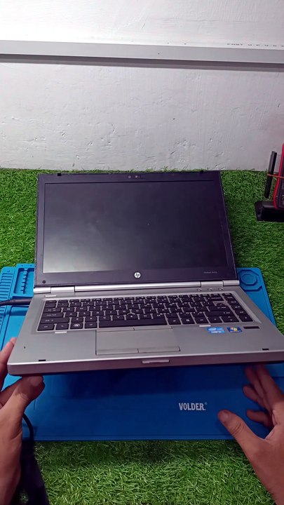 hp elitebook 8460p no power, not charging, #dailyshorts #viralshorts#dmshorts #dailymotioncreator#info