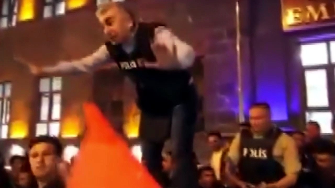 15 Temmuz'da darbecilere geçit vermedi:  Kocaeli Emniyet Müdürü Karaduman,direnişin simge isimlerinden olmuştu