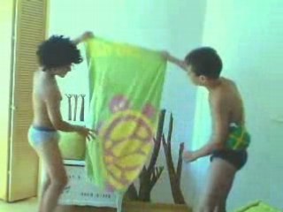 La chambre aux coussins verts Episode 2