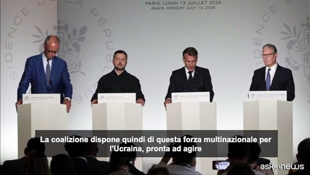 Macron: esercitazioni forza multinazionale Ucraina in Paesi confinanti