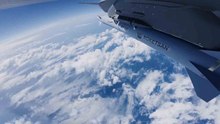 Bayraktar Kizilelma führt ersten Abschuss mit JET-230-Überschallrakete durch