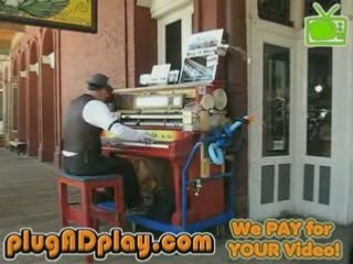 Old time Jazz pianist