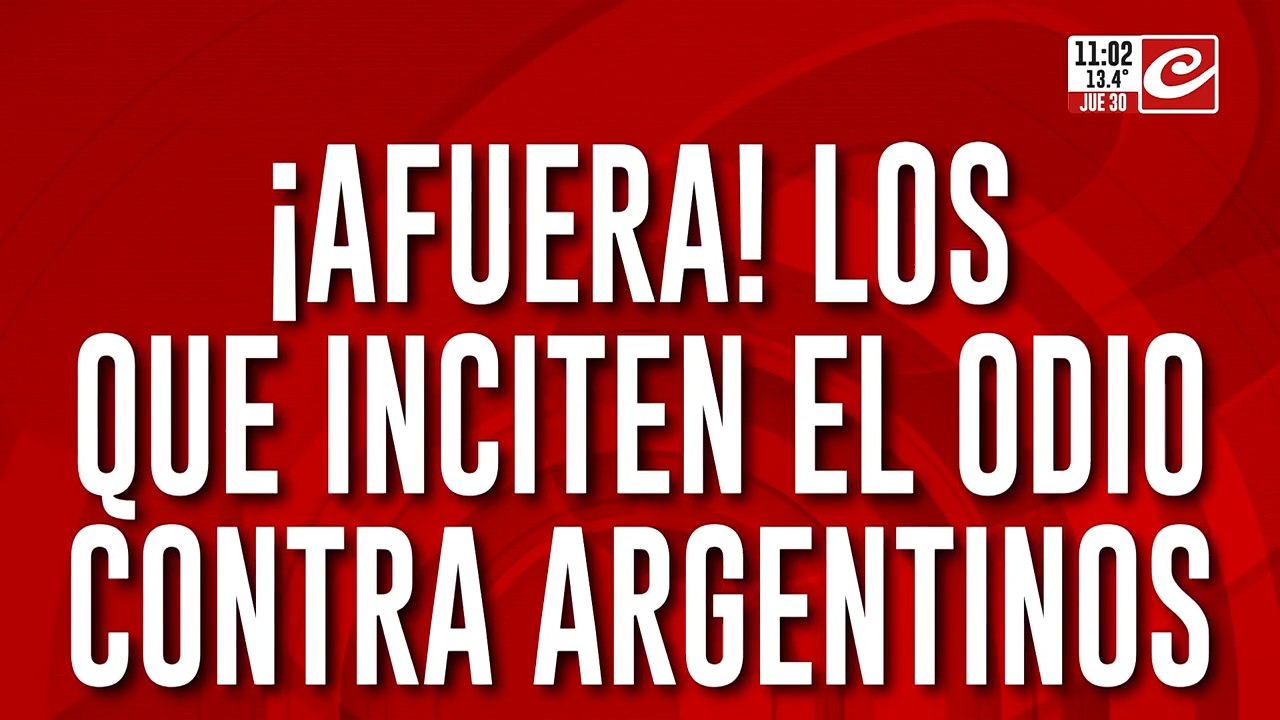 Milei firmó un DNU para expulsara a extranjeros que inciten al odio