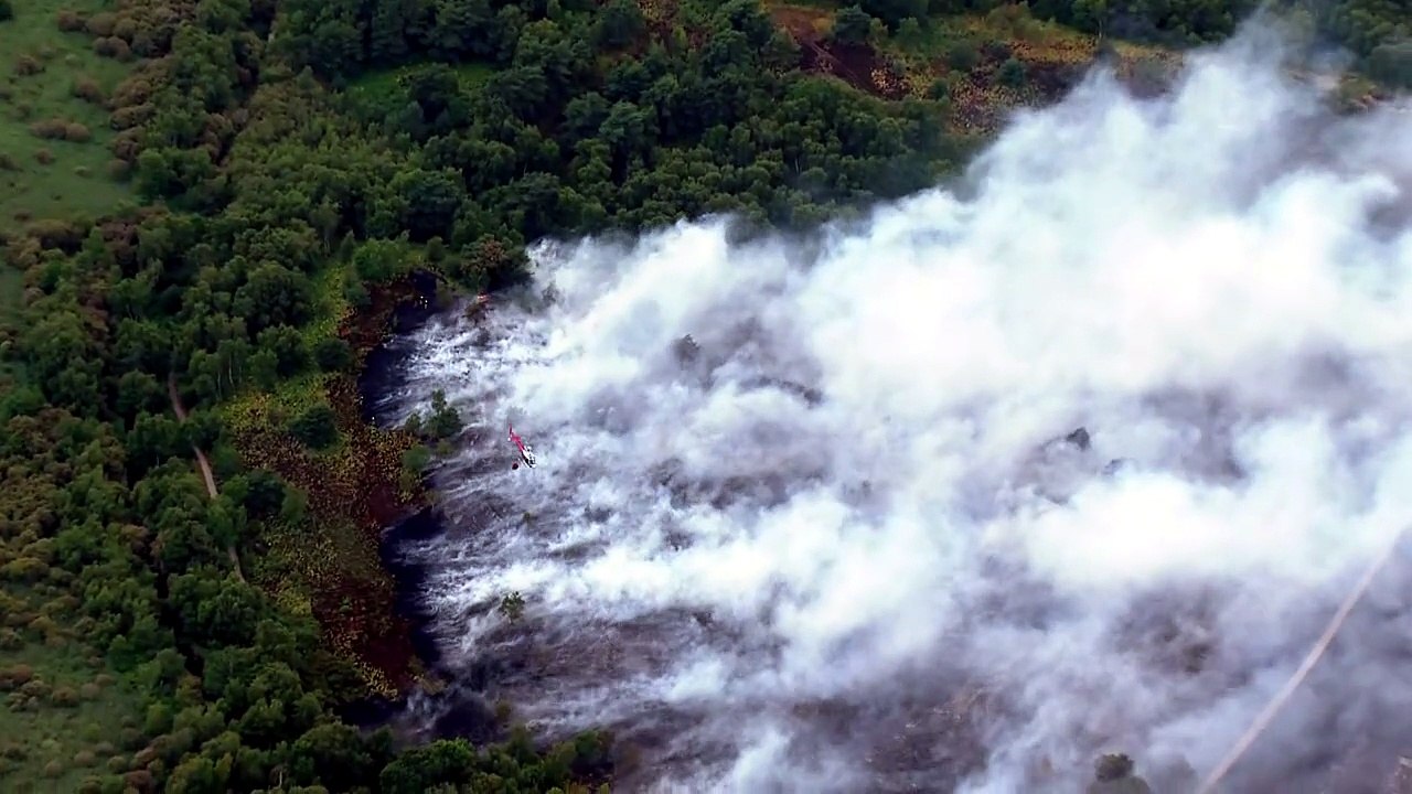 Suffolk blaze continues as over 100 firefighters deployed