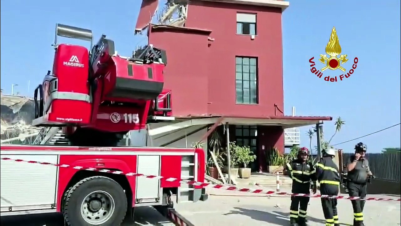 Esplosione a Messina, palazzina sventrata a Pistunina