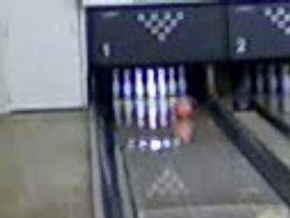 Bowling le Mans entre Pote