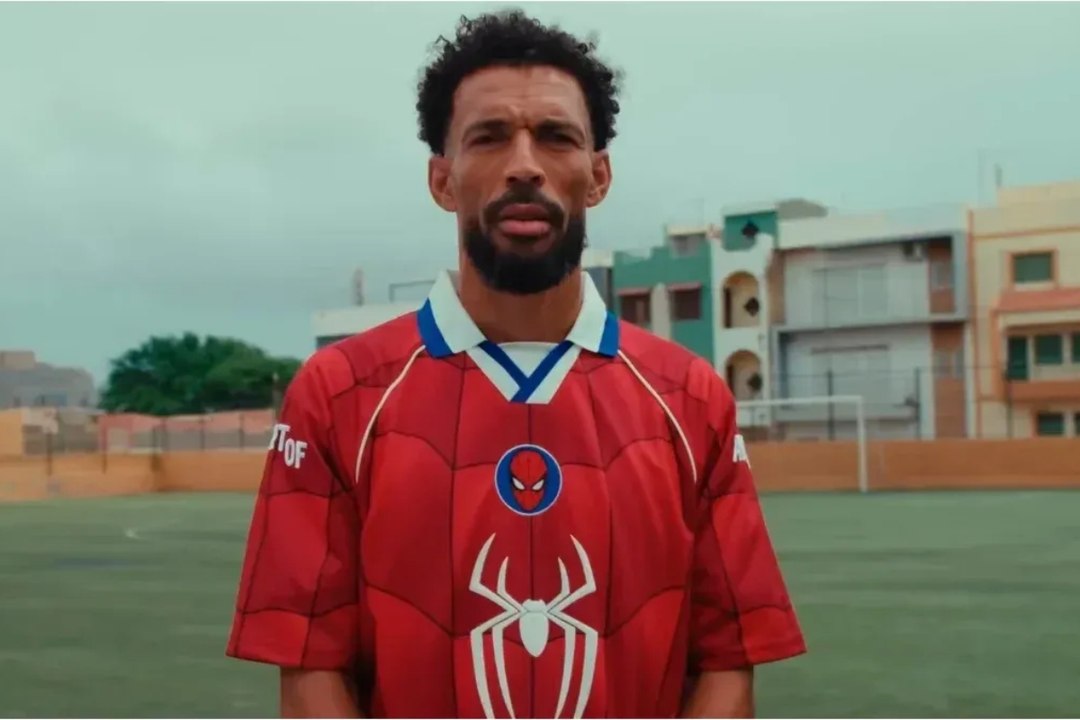 Vozinha directo al Universo Marvel: así participó en una campa de “Spider-Man: Un Nuevo Día”