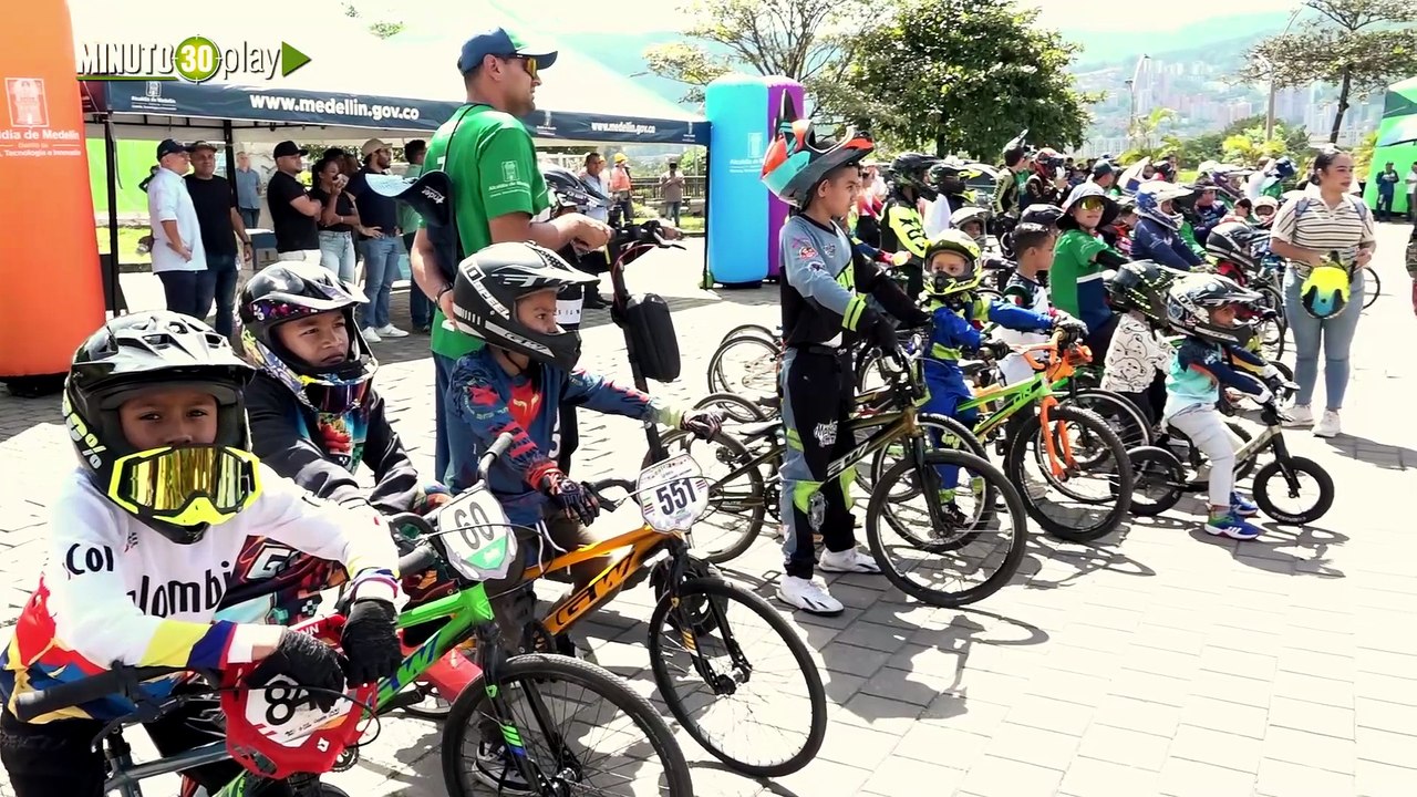 ¡Quedó lista! Fico Gutiérrez entregó la renovada pista de BMX Mariana Pajón