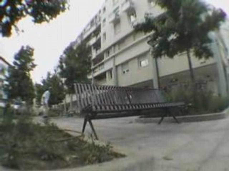 Michael en ollie over the bench