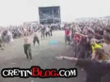Braveheart fight pendant un concert.